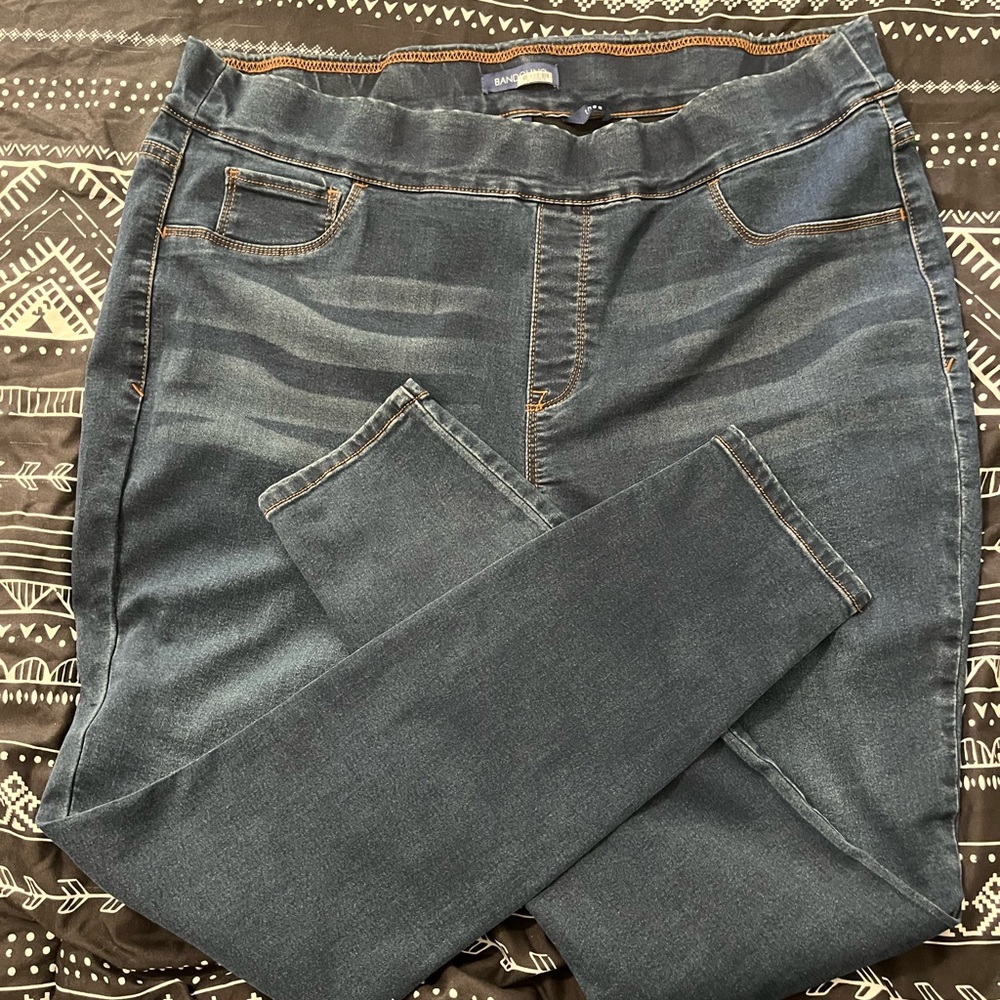 Bandolino Dark Wash Blue Jeggings - Stretch Skinny